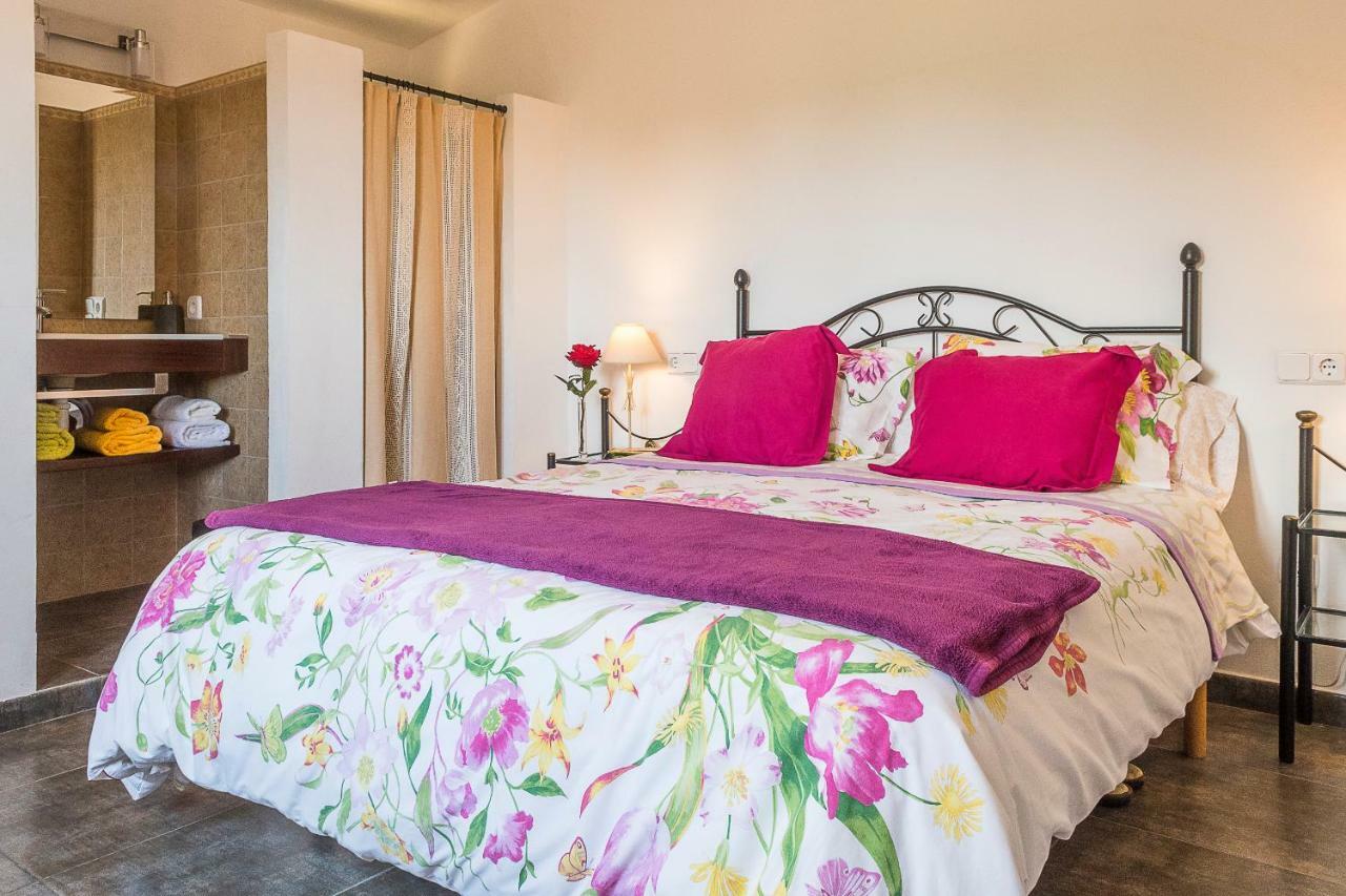 Villa Pula Vinas Country Villa 3 Bedrooms Pool And Fabulous Views Of The Pula Golf Course Near Son Servera Exterior photo